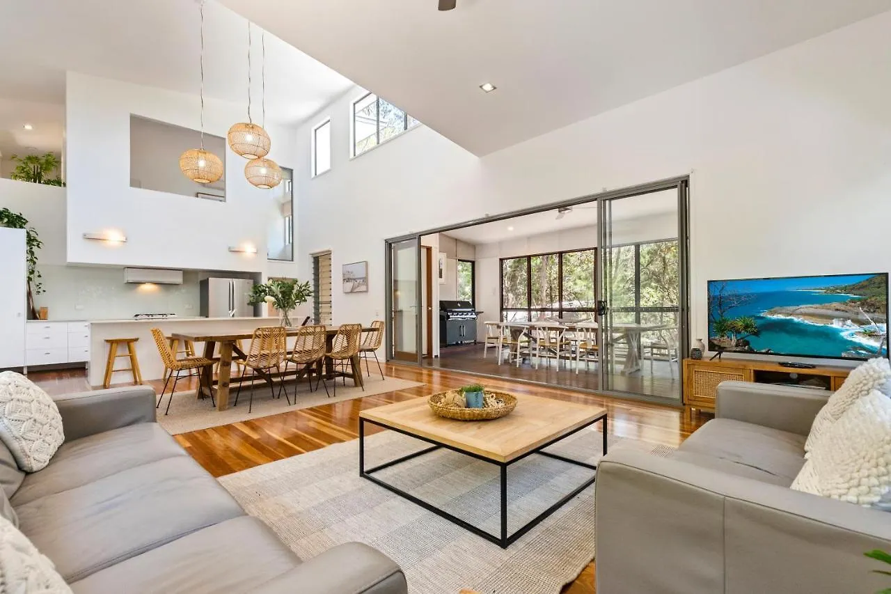 Senses Noosa North Shore 0*,  Австралия